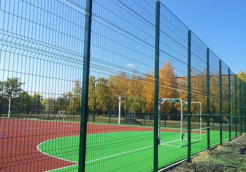 3Д забор для футбольной площадки в Берёзовском